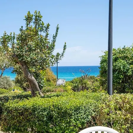 Bungalow 1253 A 50mt Dalla Spiaggia Apartment