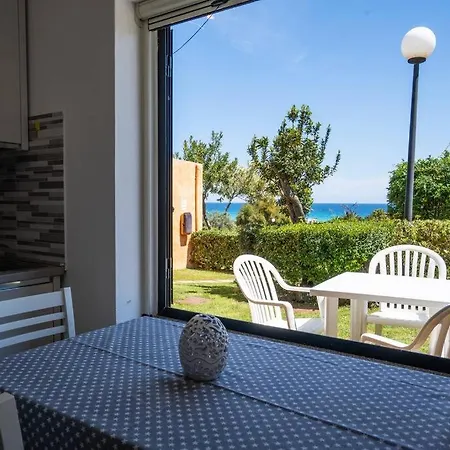 Bungalow 1253 A 50mt Dalla Spiaggia Apartment *